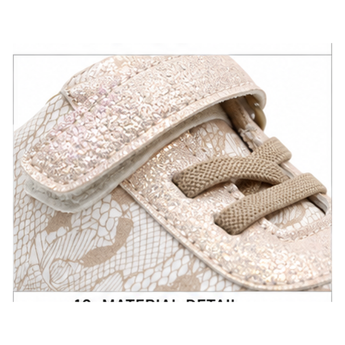 Casual patterned sneakers with glitter details