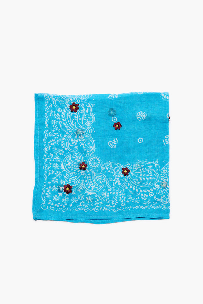 Daisy Embroidered Bandana Capri