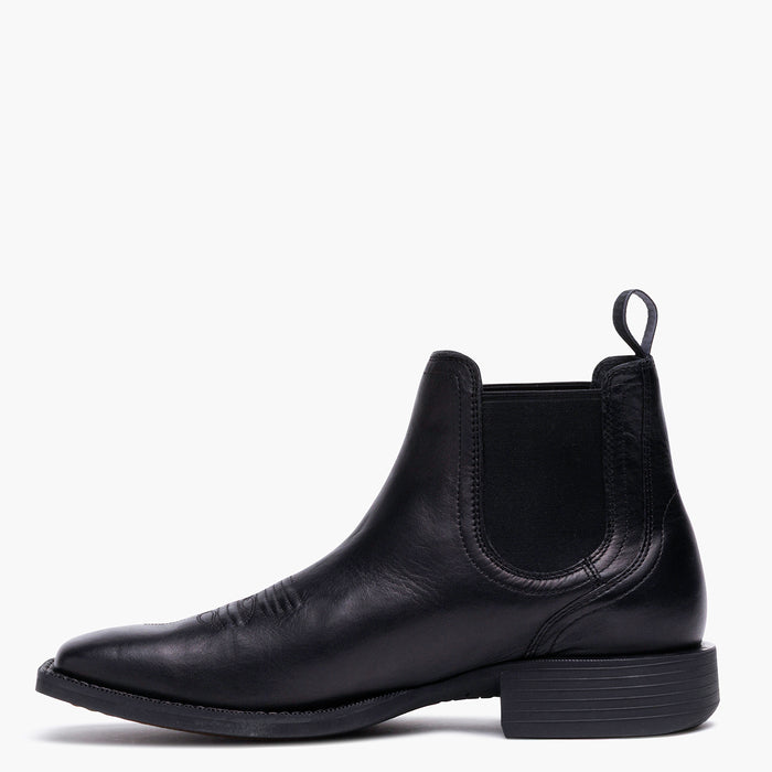 Single inner side view of a Durango black chelsea boot