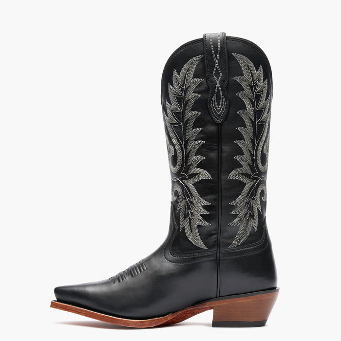 Inner side view of a Durango Crush black cowgirl boot