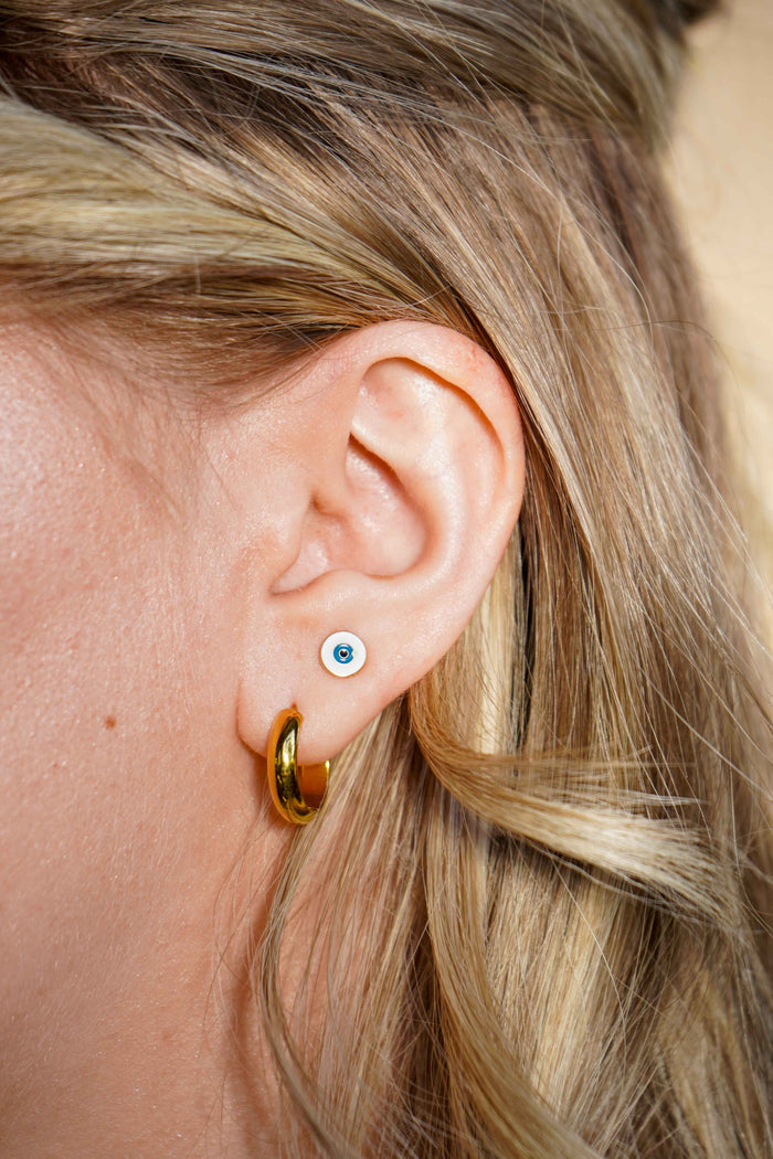 Eyeball Enamel Flat Back Stud