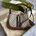 Fendi Peekaboo Medium Tote bags women - Black