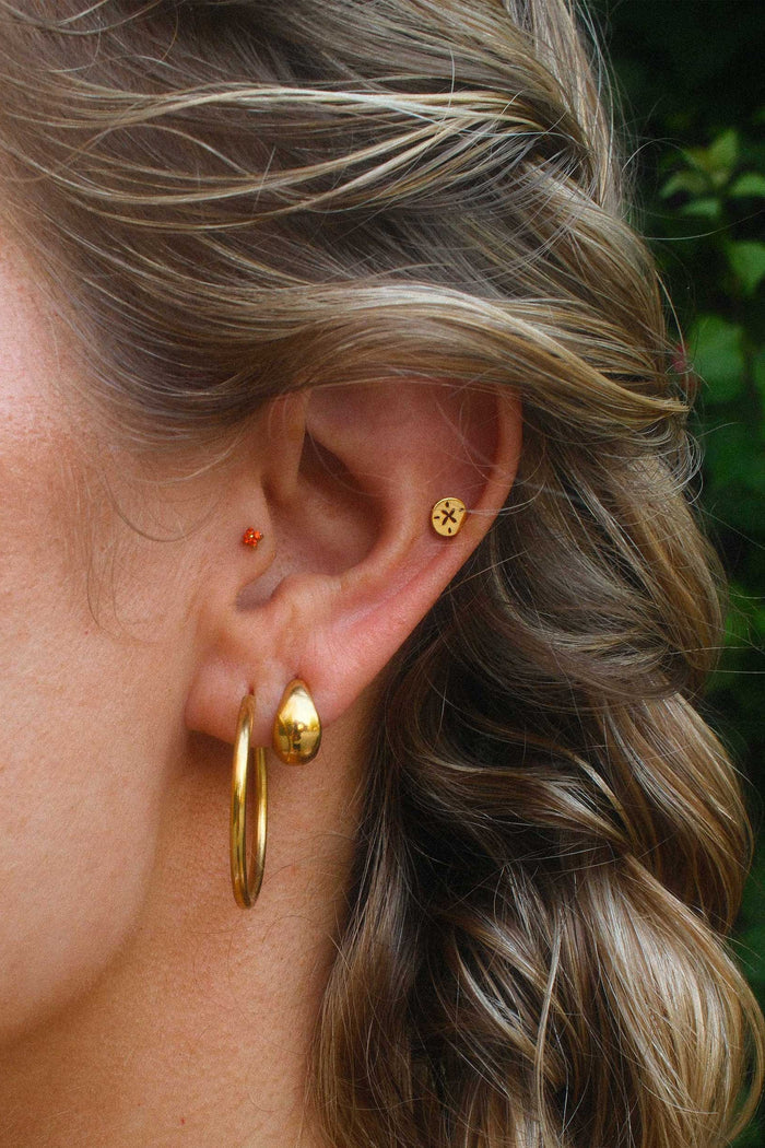 Fortune Flat Back Stud - Mai Tai