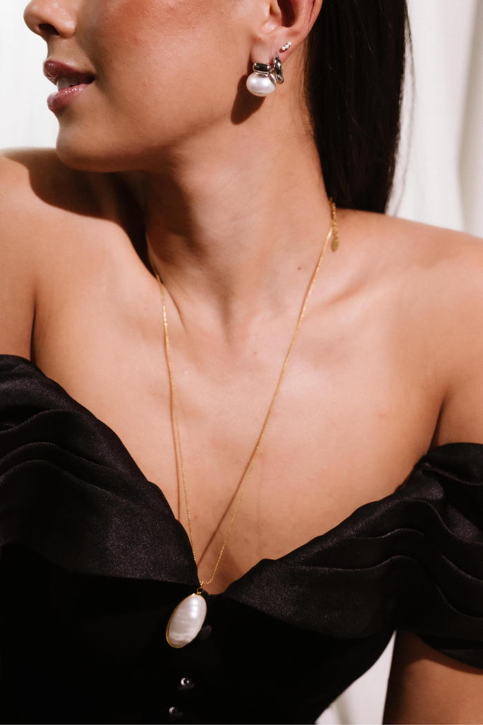 Half Shell Cabochon Necklace
