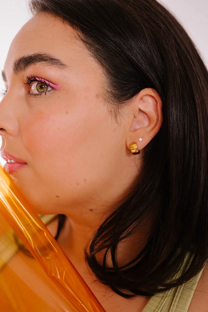 Hera Huggie Hoops