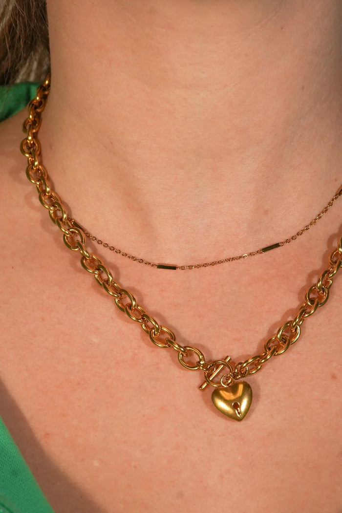 Invisible String Theory Necklace