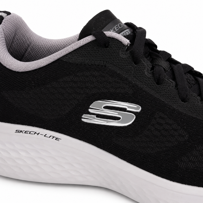 Lightweight Mesh Walking Shoes