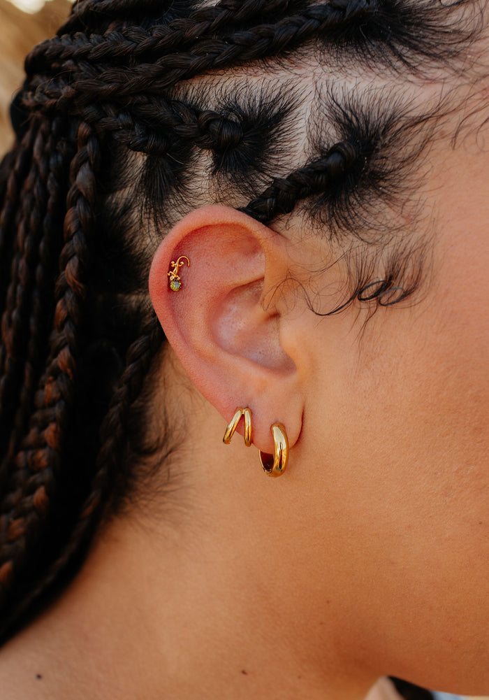 Lizard Flat Back Stud