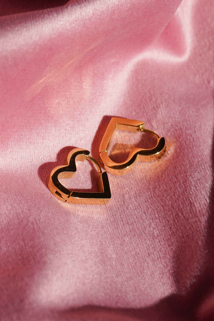 Meet-Cute Hoops