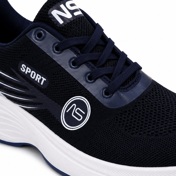 Mesh running shoes with cushioned sole