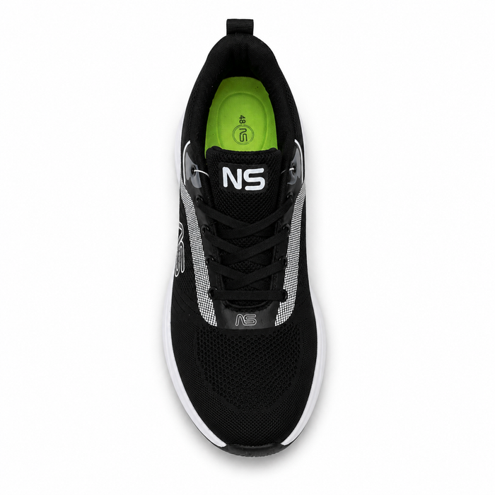 Mesh running shoes with lightweight sole
