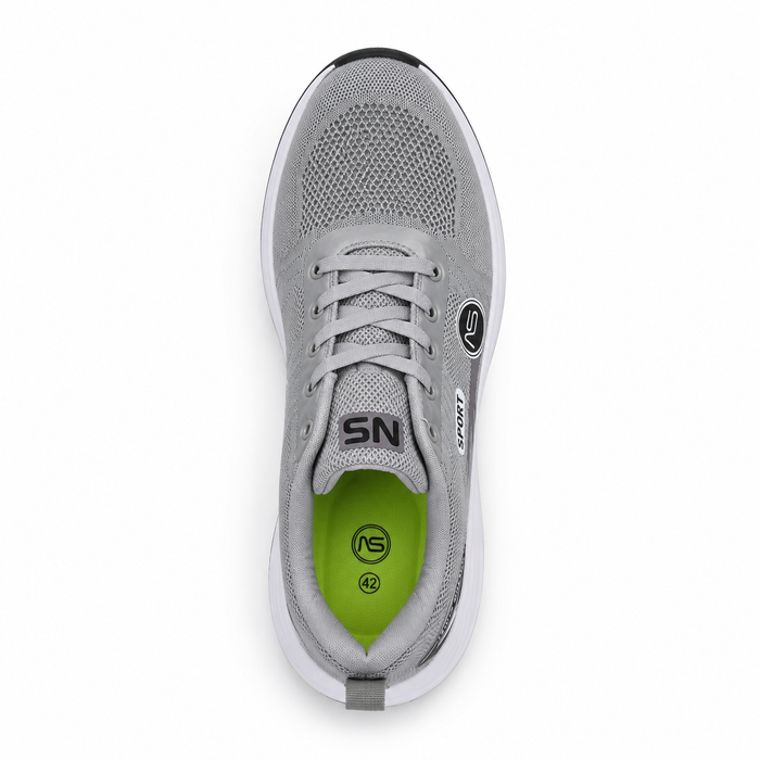 Mesh running shoes with lightweight sole