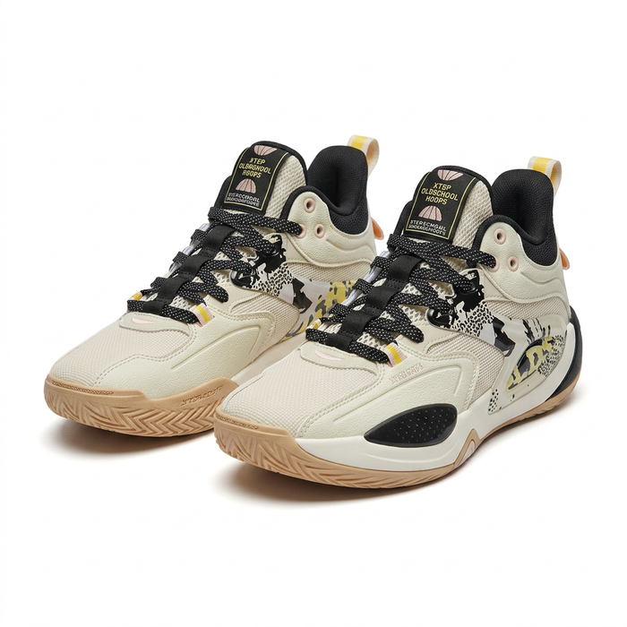 Peak And Basketball Shoes With Graphic Side
