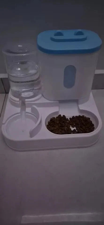 PetFeast Auto Feeder & Fountain
