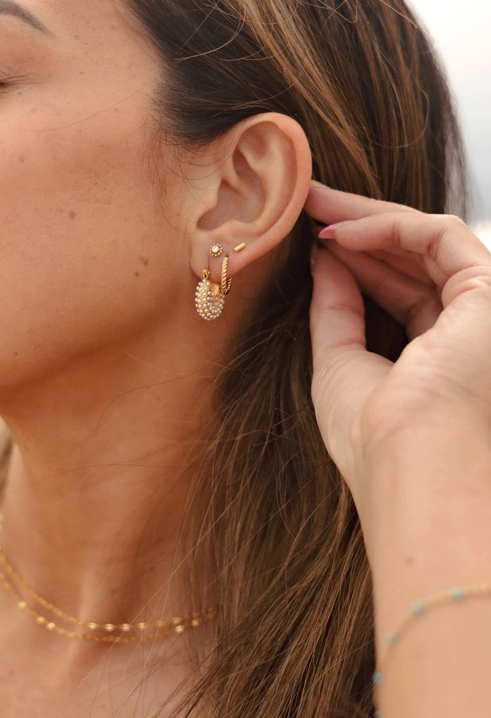 Rope Flat Back Stud