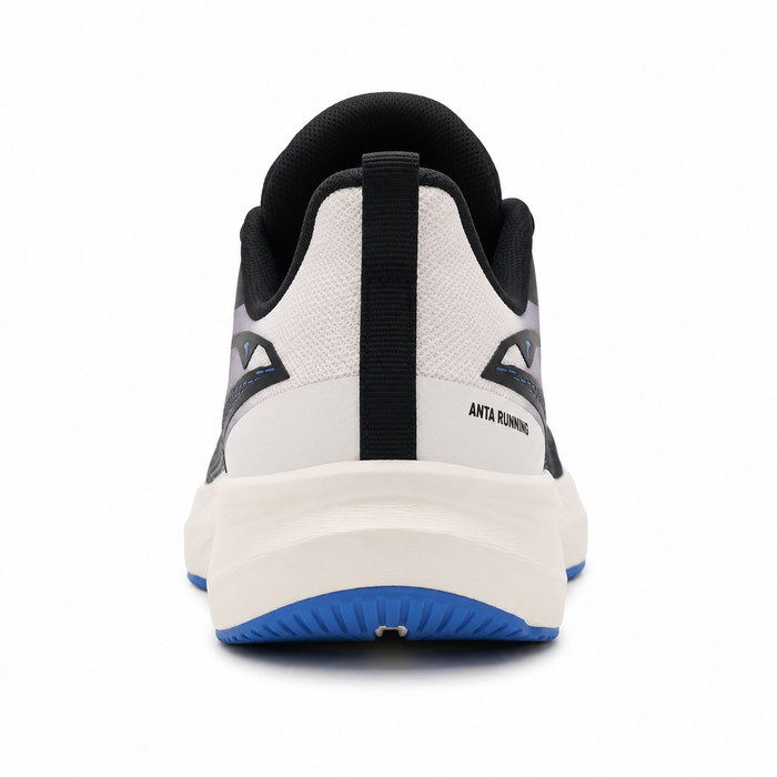 Running Shoes With Laces And Cushioned Sole