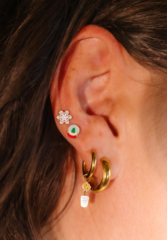 Snow Globe Enamel Flat Back Stud