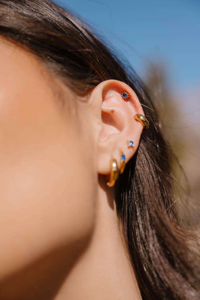Solar Halo Flat Back Stud - Sapphire