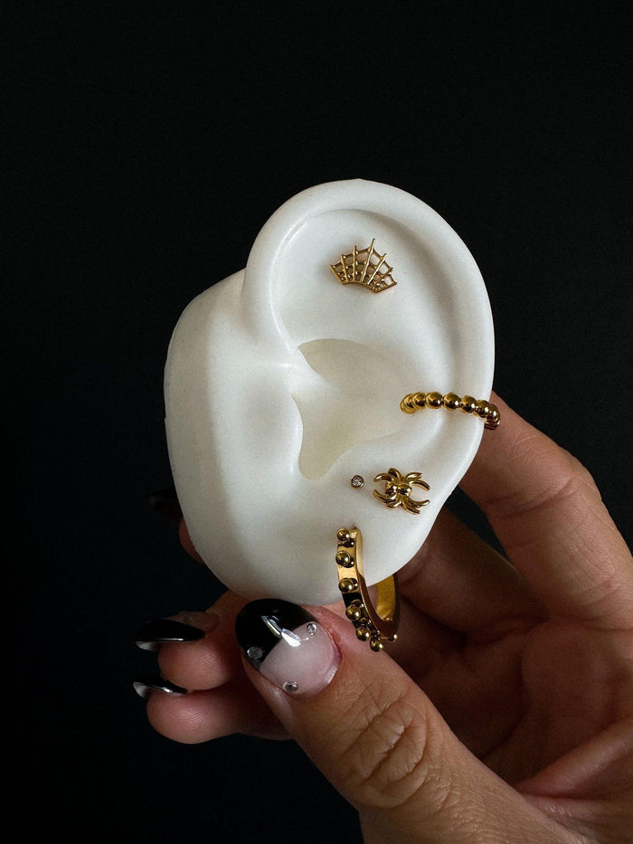 Spiderweb Flat Back Stud