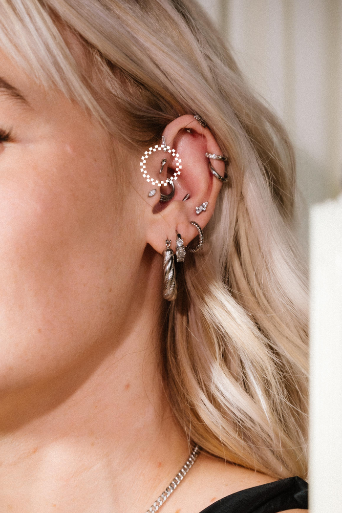Spoon Flat Back Stud