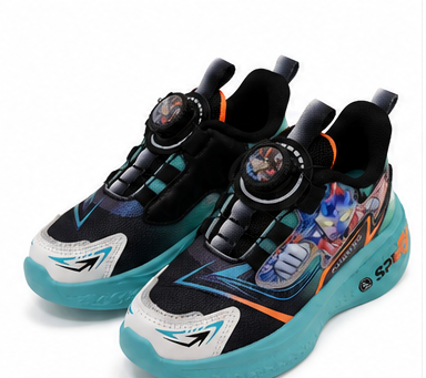 Sports Sneakers With Adjustable Dial Closure