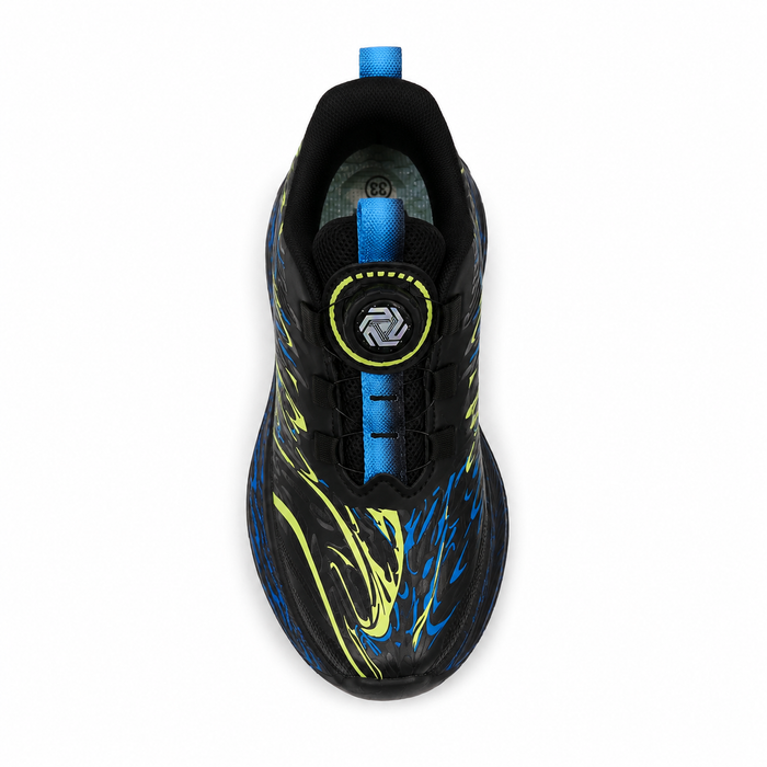 Sports Sneakers With Adjustable Dial Closure