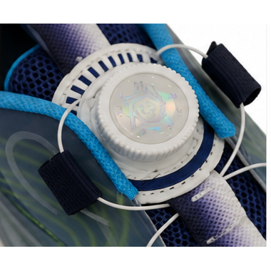 Sports Sneakers With Adjustable Dial Closure