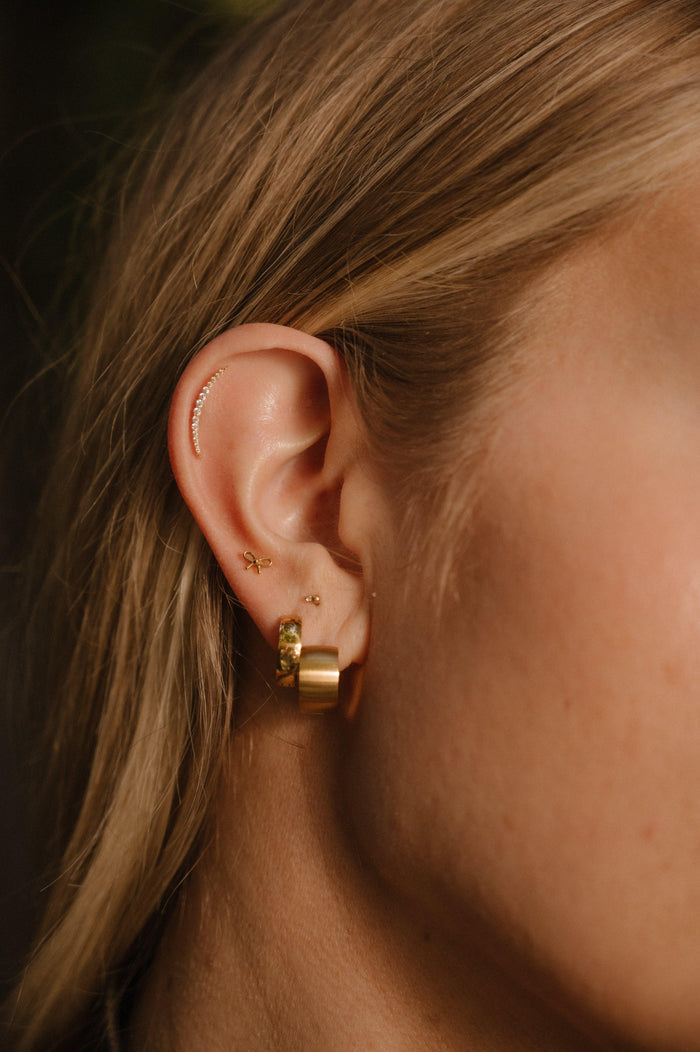 Stiletto Flat Back Stud