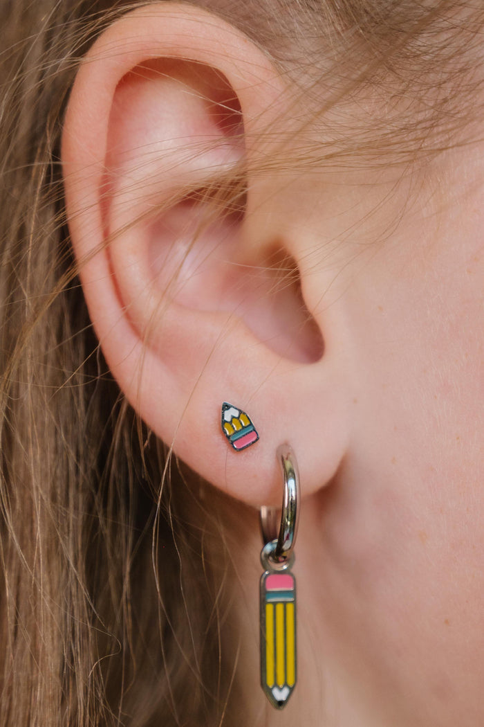 Stubby Pencil Flat Back Stud