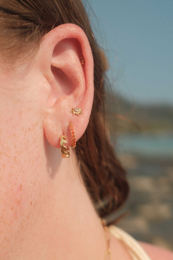 Sun Ray Flat Back Stud
