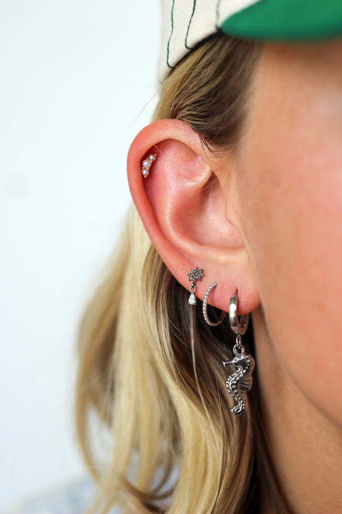 Sunburst Flat Back Stud