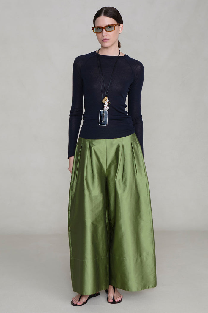 Techno Taffeta Ultra Wide Leg Trouser Tulip Stem