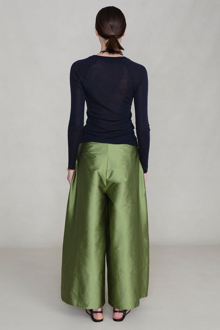 Techno Taffeta Ultra Wide Leg Trouser Tulip Stem