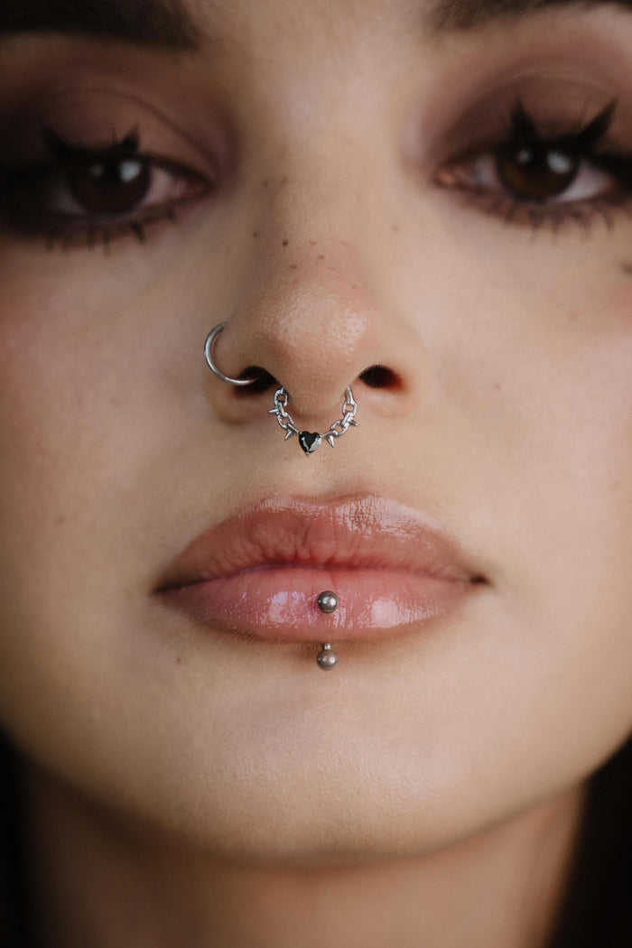 Tender Heart Daith Hoop - Onyx