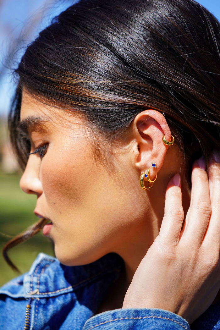 Titanium Solitaire Hoops - Sapphire