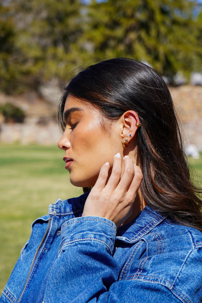 Titanium Solitaire Hoops - Sapphire
