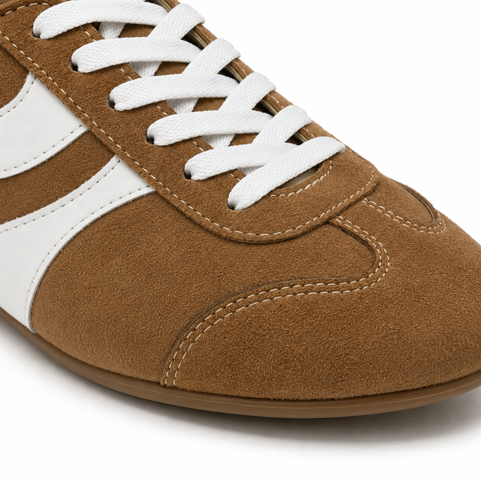 Women Classic Lace-Up Sneakers