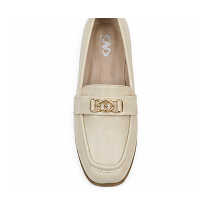 Women Metal Detail Loafers