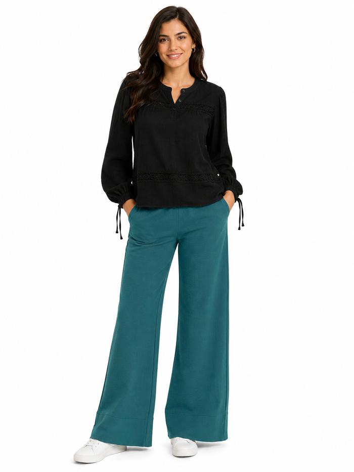 Women Textured Wide Leg Pants