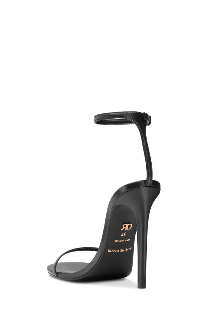 YARDLEY | BLACK