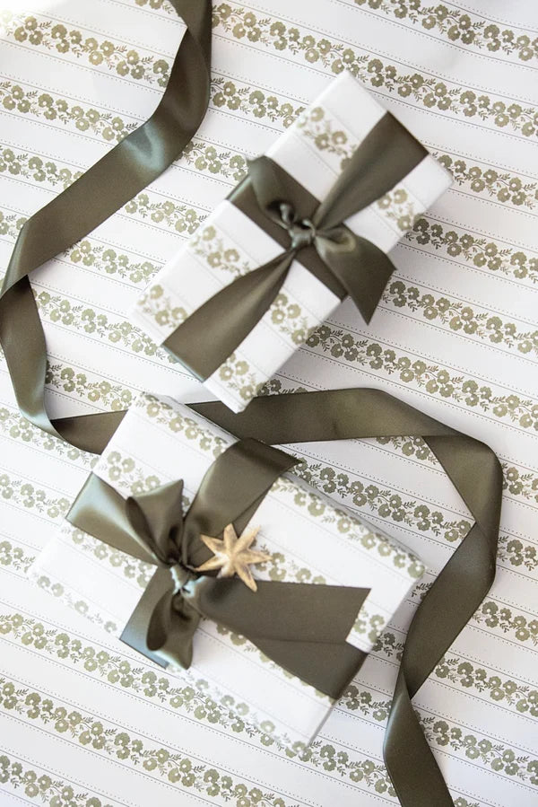 'Yuletide' Wrapping Paper Set